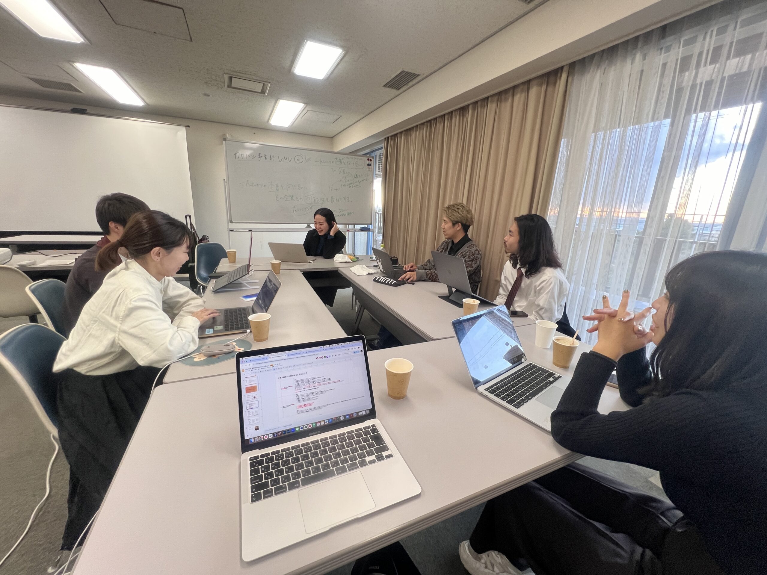 カケハシ事業部に新たな仲間が参画！採用活動の裏側も公開｜12月の月報